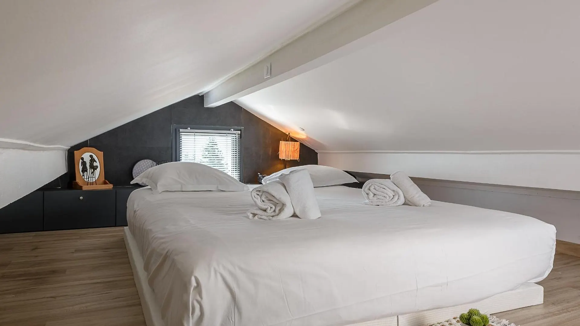 New-Cottage Suspendu - Proche Lac, Centre Village Et Activites By Lla Selections Veyrier-du-Lac 0*,  France